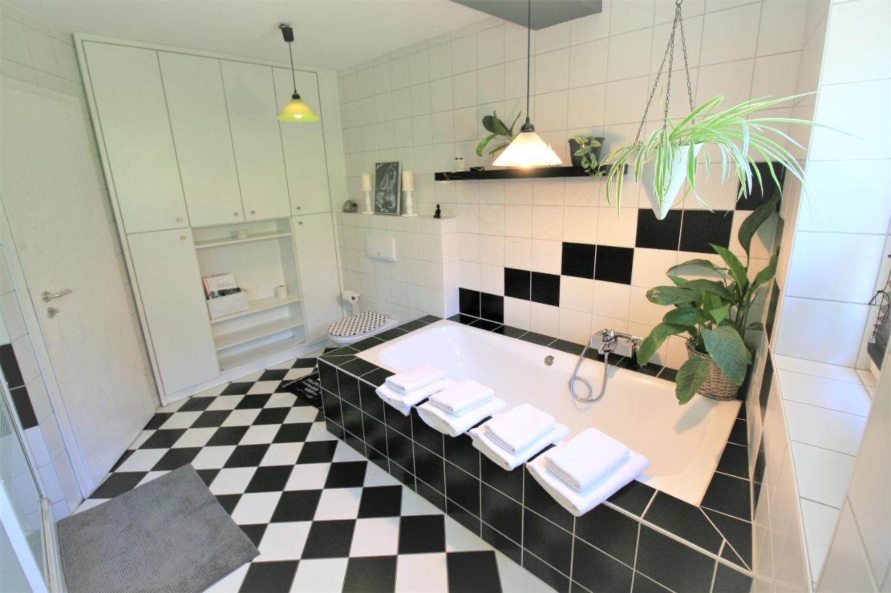 Zentrale Ferienwohnung „Treibholz“ Im Sonnenblumenhaus Flensburg Ngoại thất bức ảnh